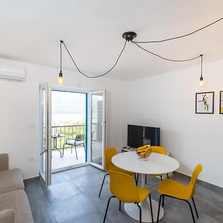 Infinity Dalmatia * ヴィンイェラック