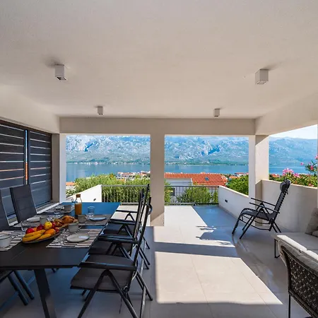 Infinity Dalmatia * ヴィンイェラック