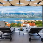 Infinity Dalmatia Apartman *