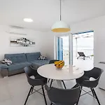 Infinity Dalmatia Apartman *
